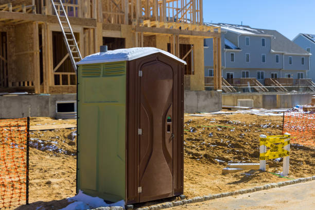 Best Portable toilet rental cost  in Capac, MI