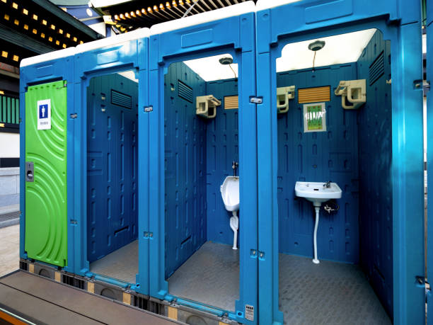 Best Portable bathroom rental  in Capac, MI